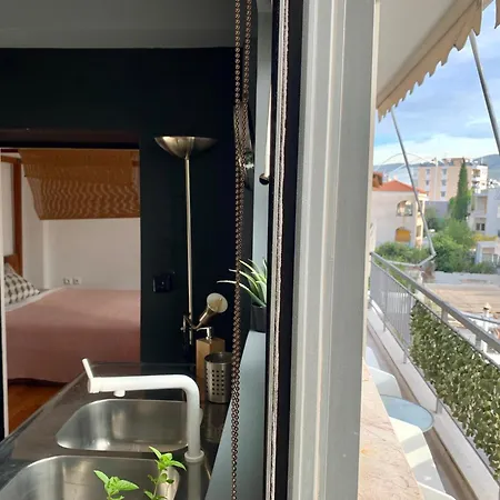 Apartment Close To Oaka Iaso, Mitera Athens