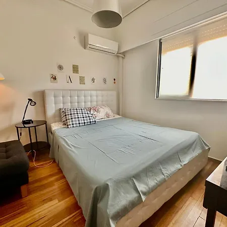 Close To Oaka Iaso, Mitera Apartment